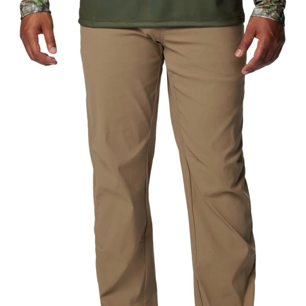 Columbia Tan Chinos Versatile Cotton Blend